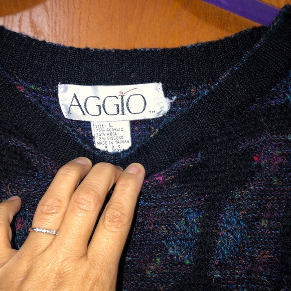 Colorful sweater - Picture 3 of 4